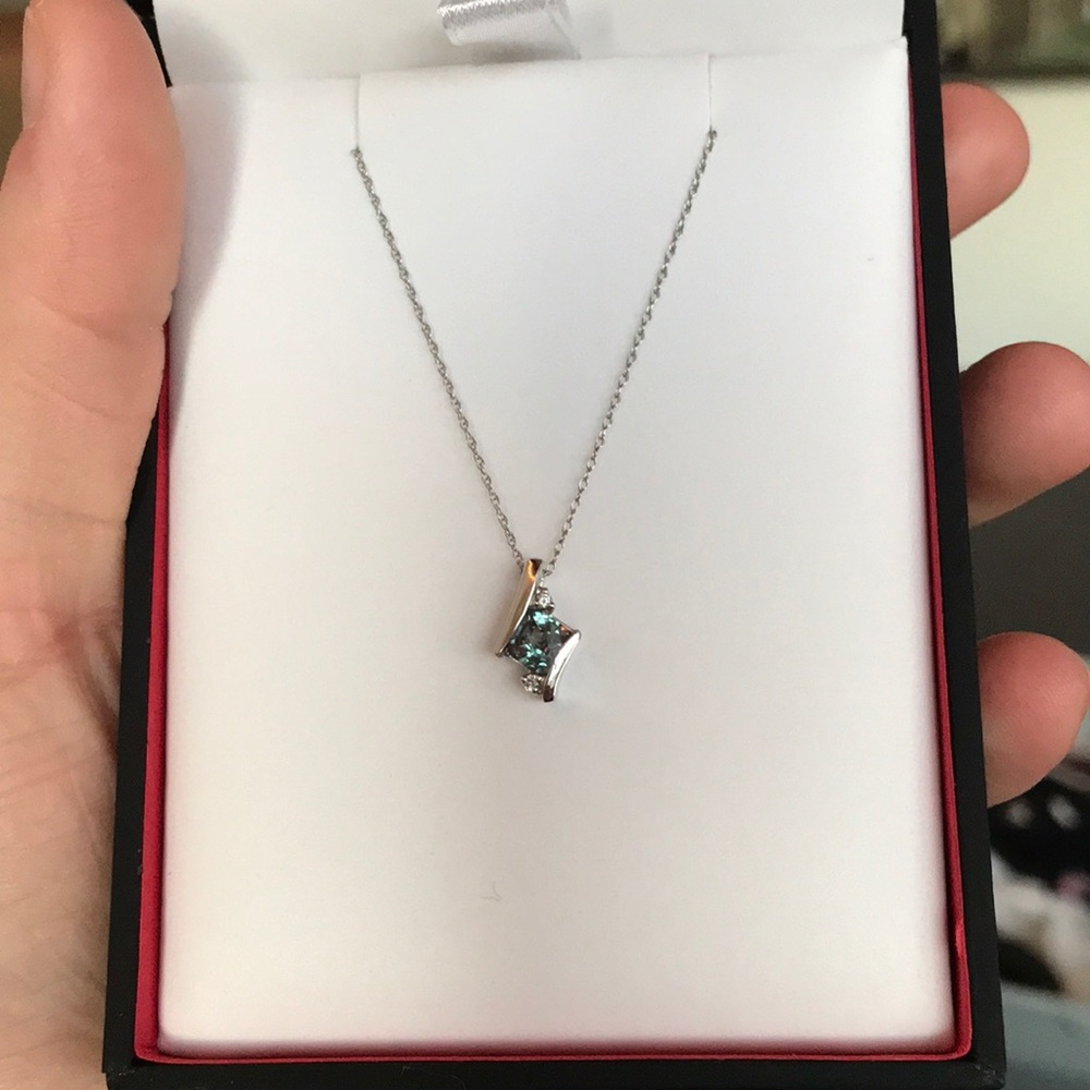 Rogers&Hollands Created Alexandrite and Diamond Pendant 10k White Gold